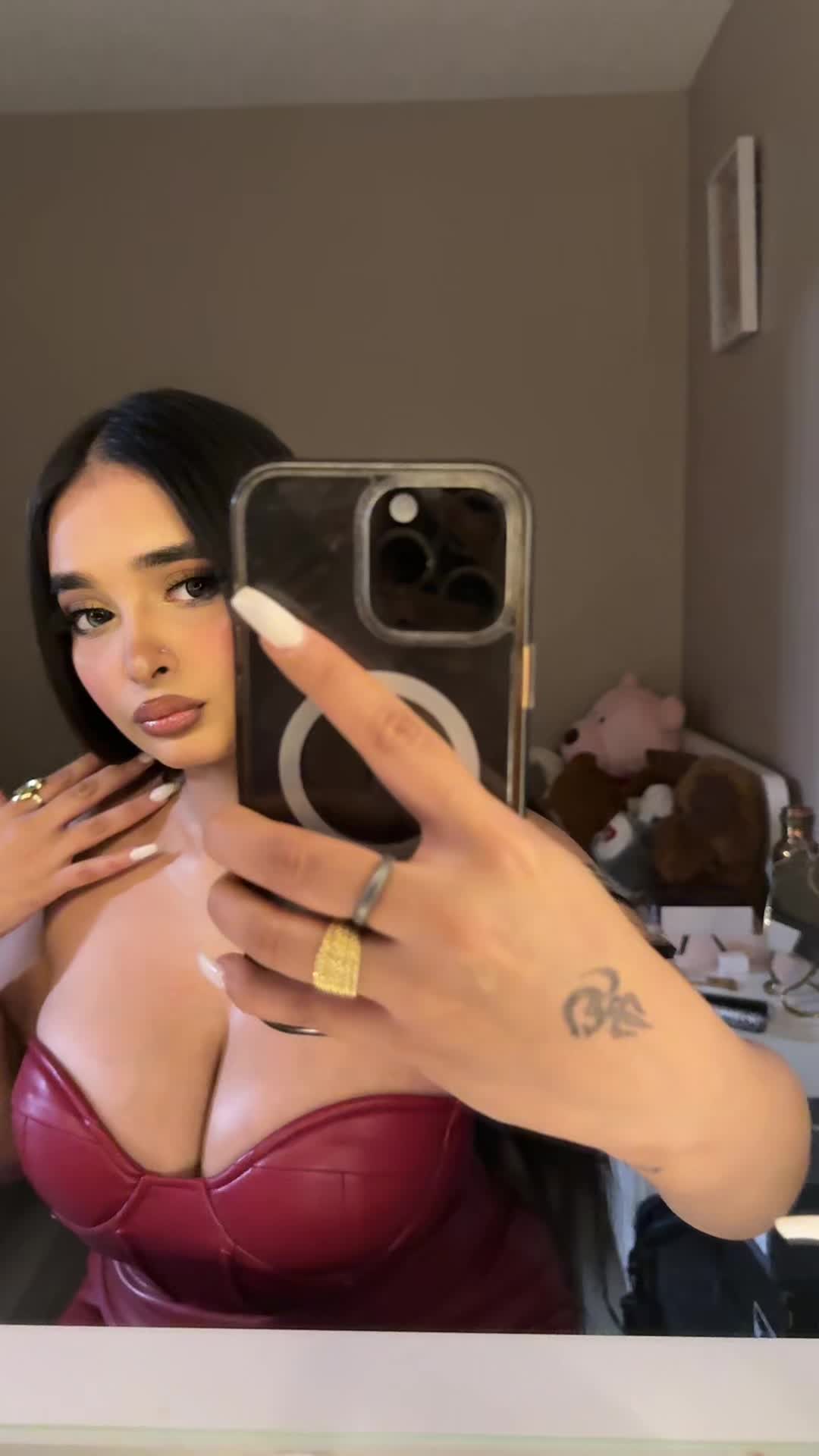 @Ana 🦋