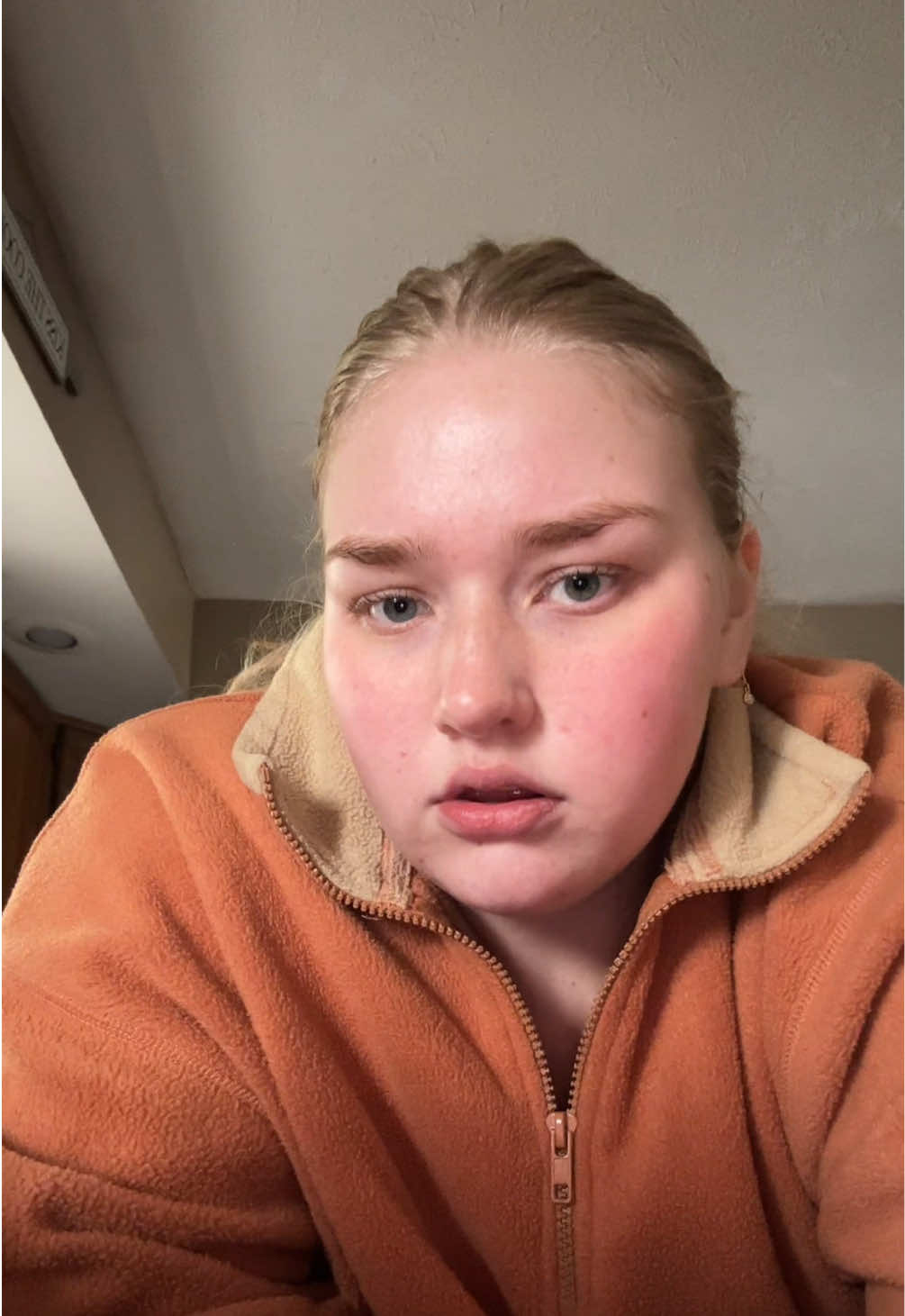 @ELLA🎖️