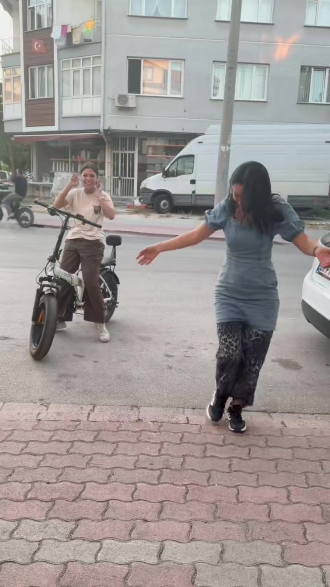 @ASİ DELİKANLİ RİZE"Li.CÜNEYT
