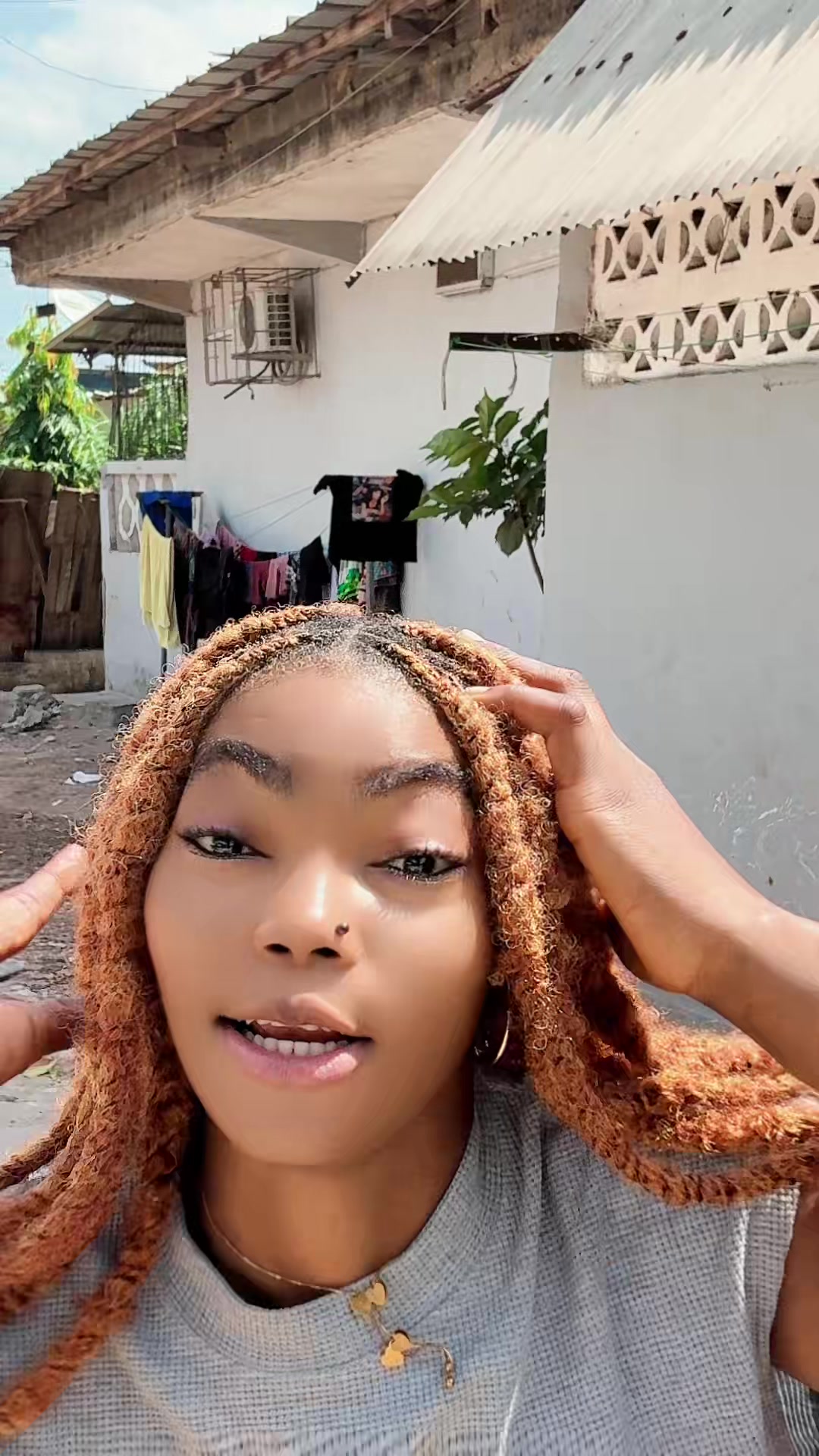 @Aïcha la machette