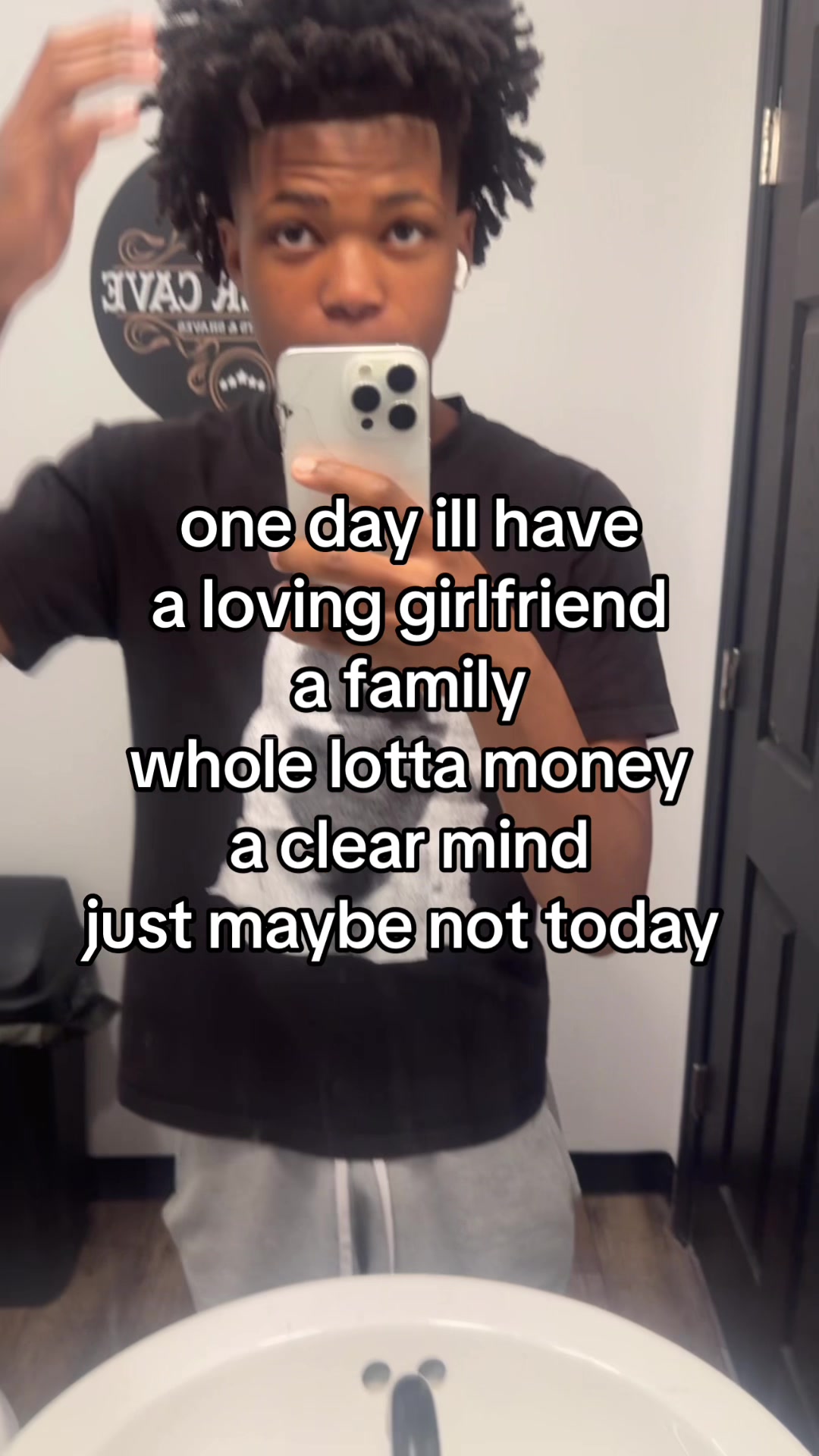 @️