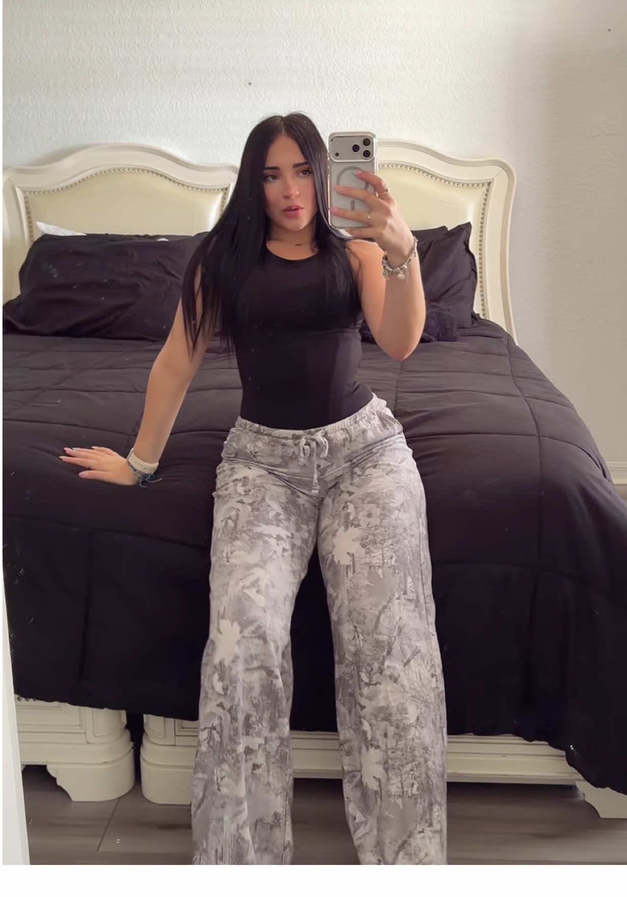 @jaynelis