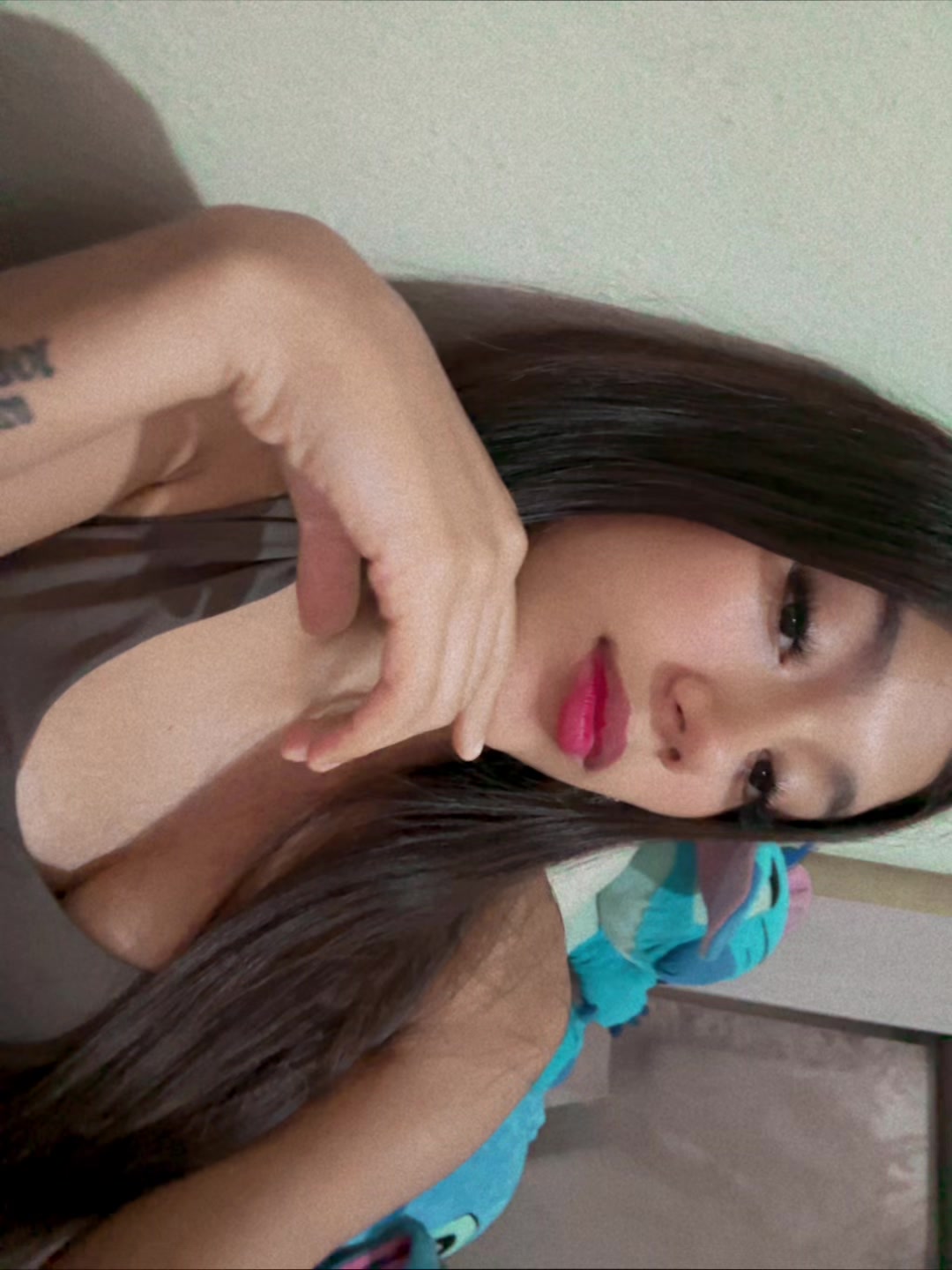 @Valeska🕷️