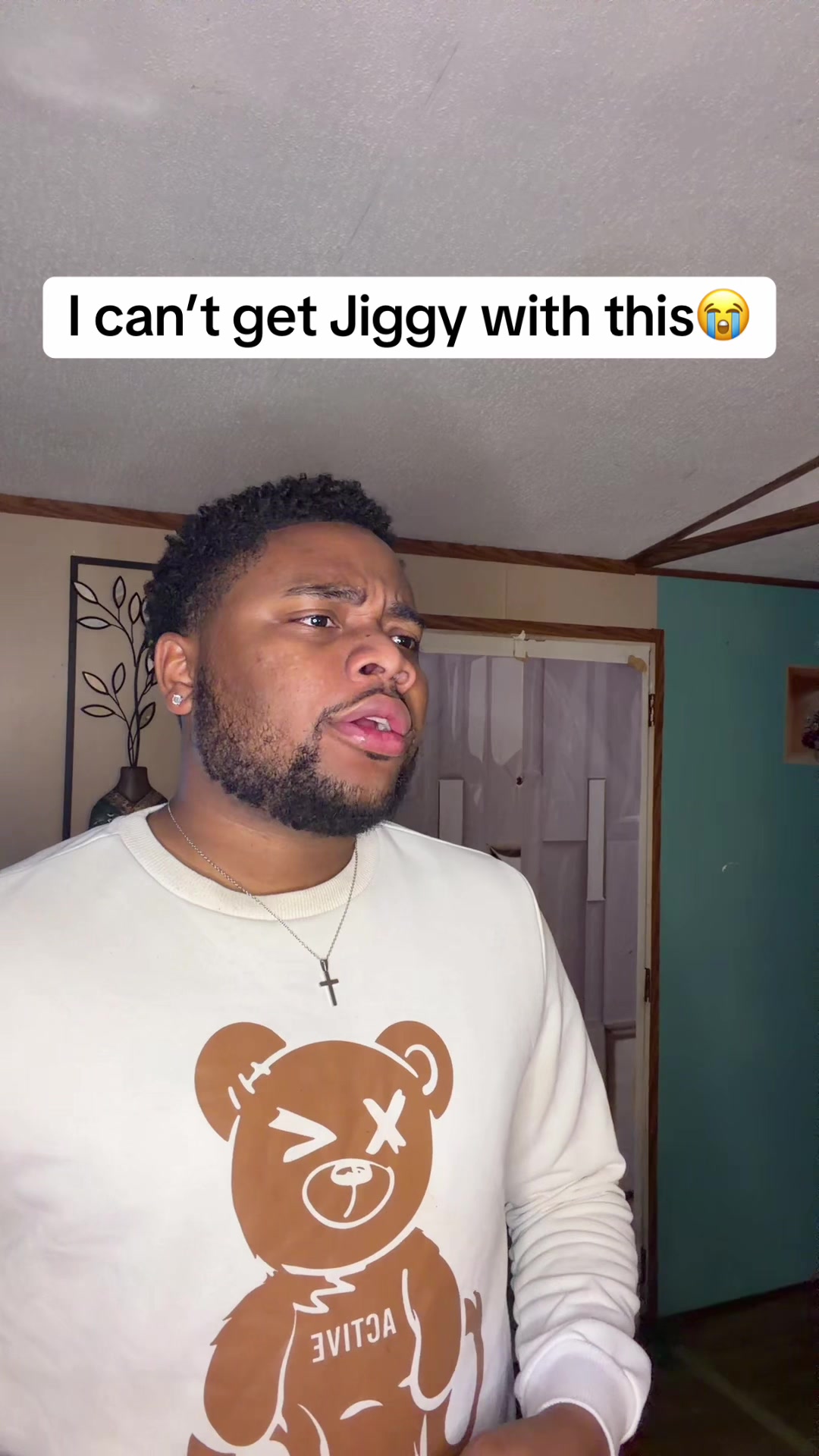 @travaughnsmith