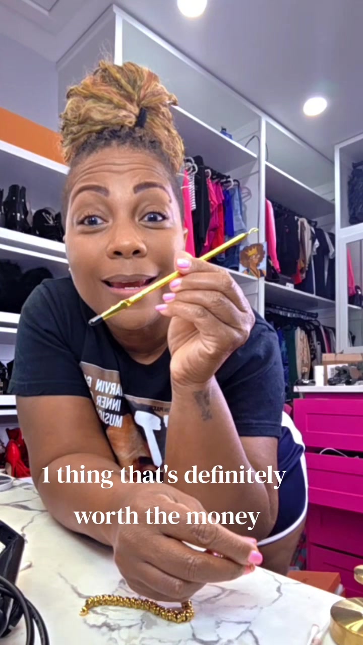 @Keesha Davis • Content Creator