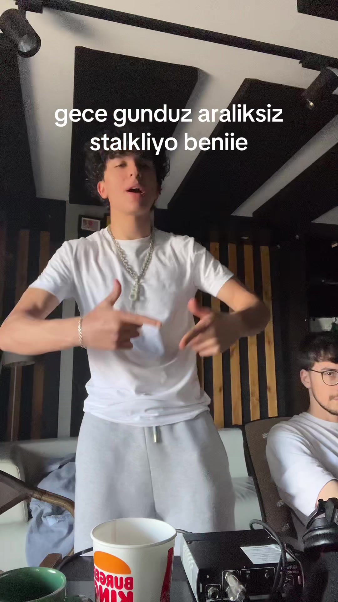 @emriboi