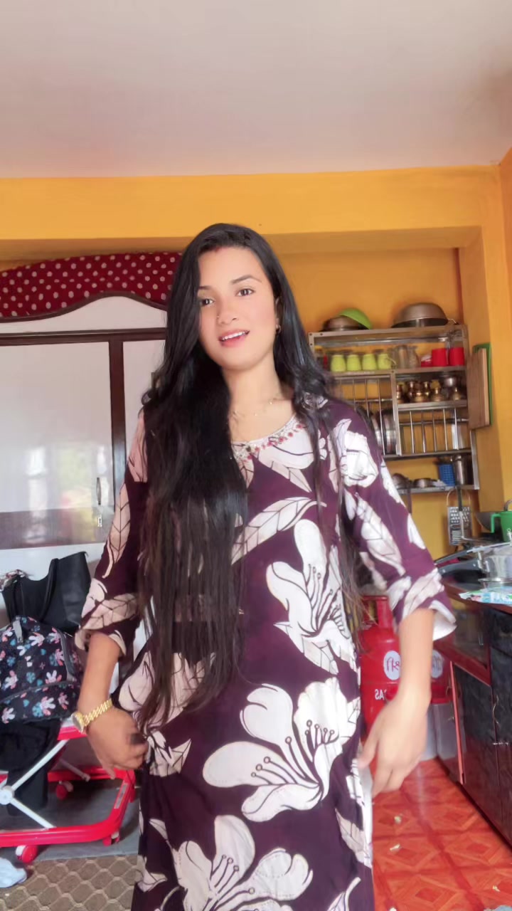 @Ayushu🤪