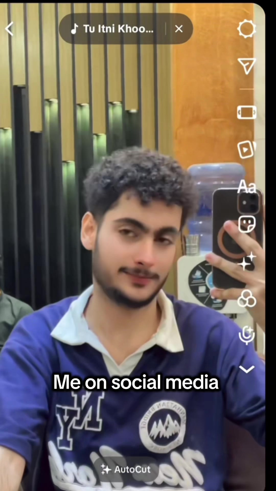 @𝓜𝓻_𝓩𝓮𝓮𝓼𝓱𝓾