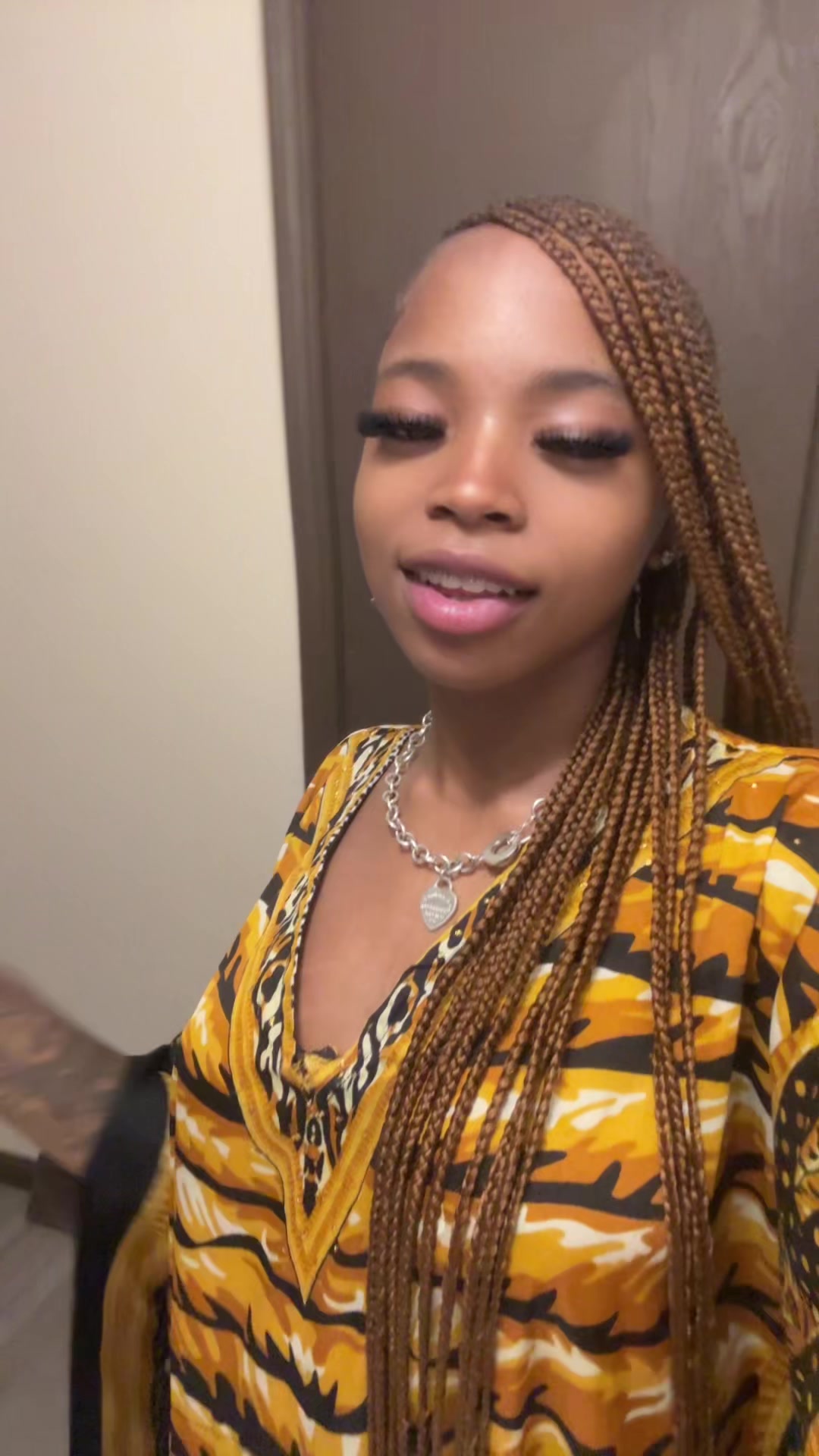 @whoisshe