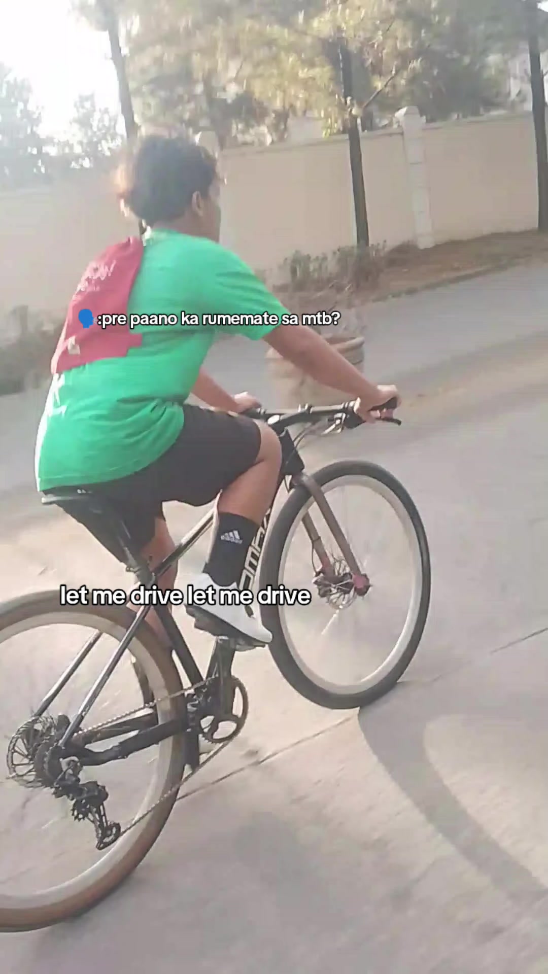 @@⃟