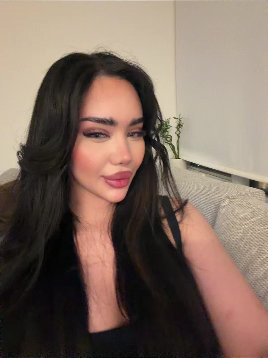 @🖤