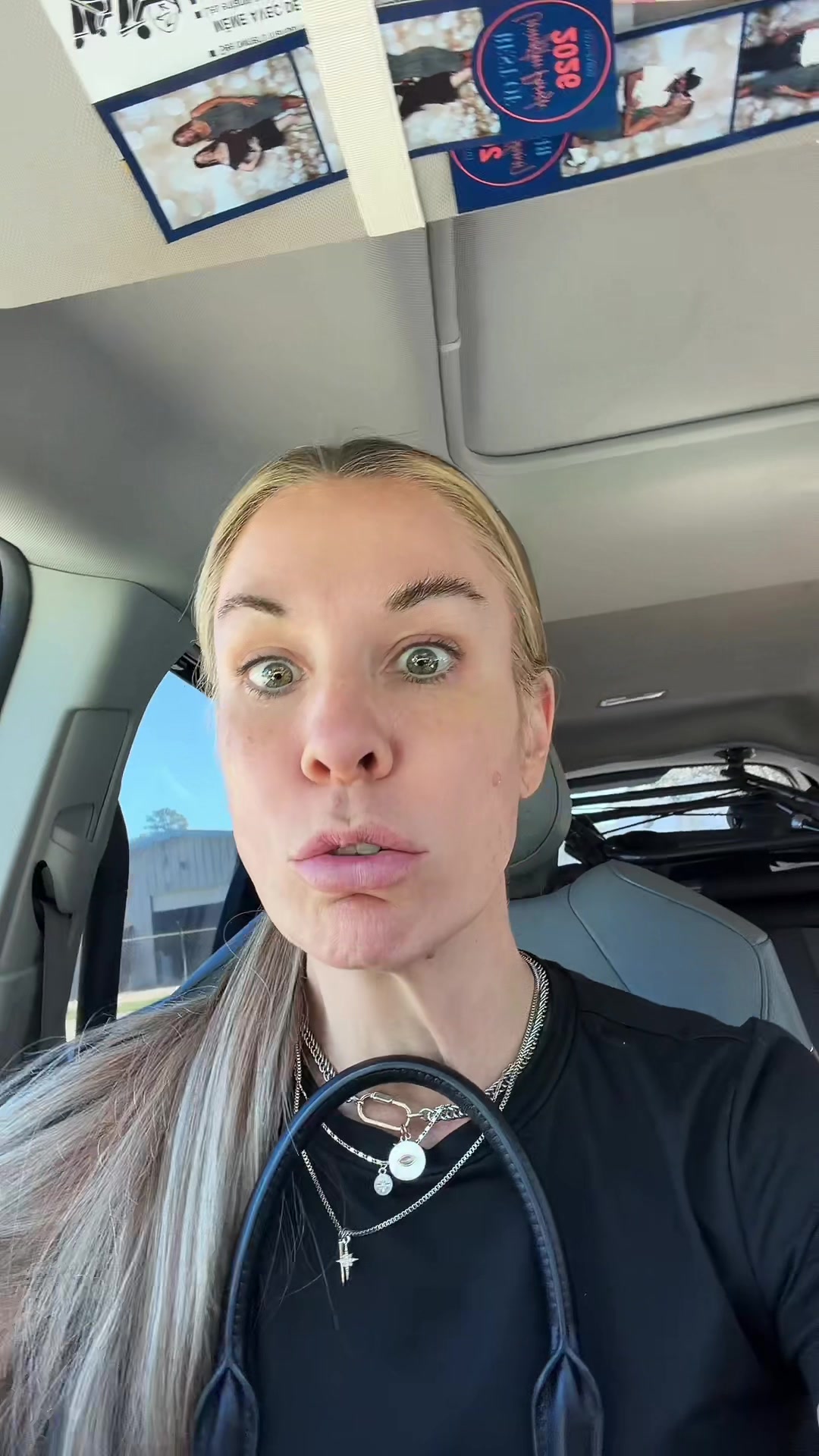 @andabottleofwine