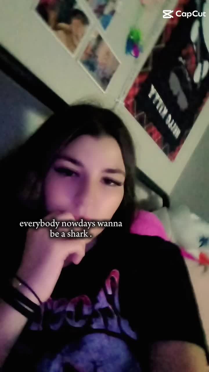@ur fav queen๐๐