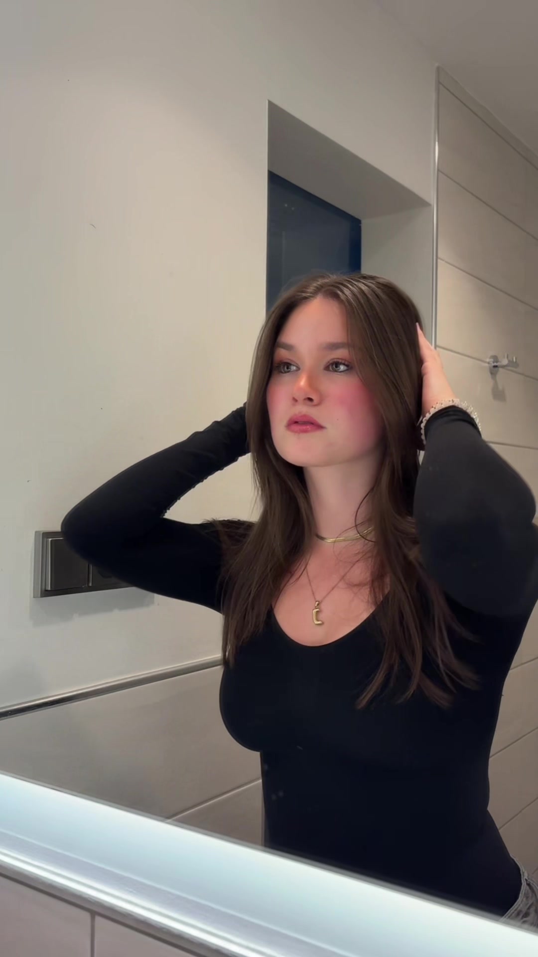 @Johanna_