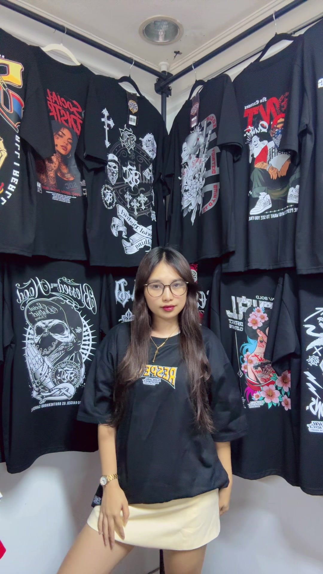 @SOCIAL DISTRICT CLOTHING
