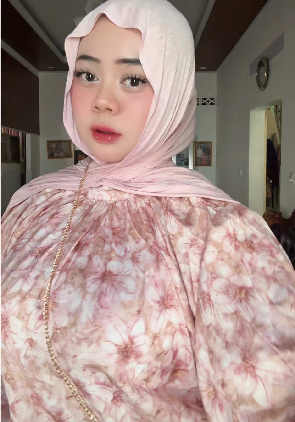 @ig: dyah.viikaa