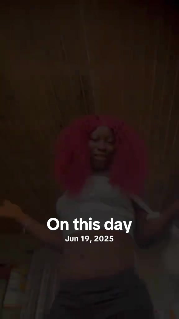 @Ella