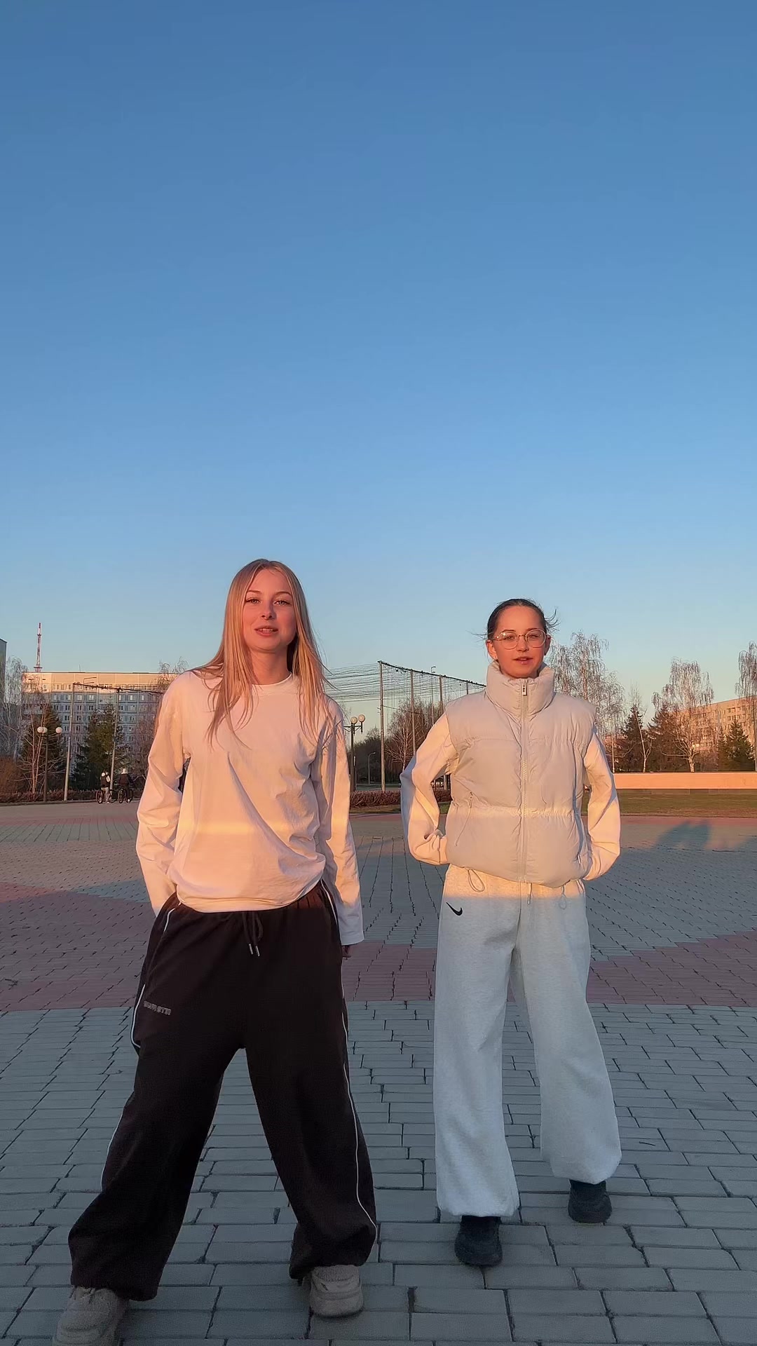@Анжеличка