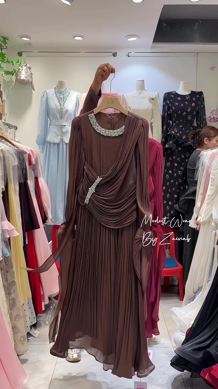 @Modest Wear