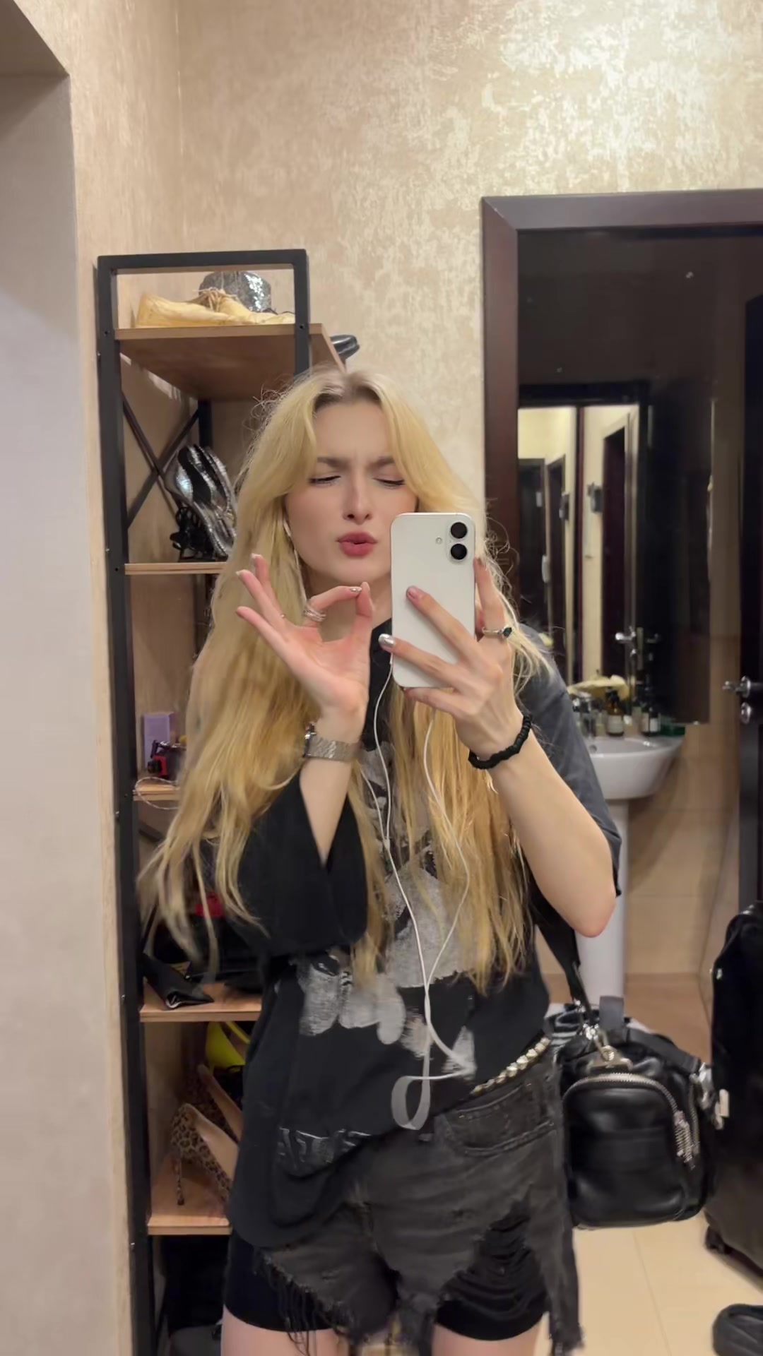 @авесомиет?