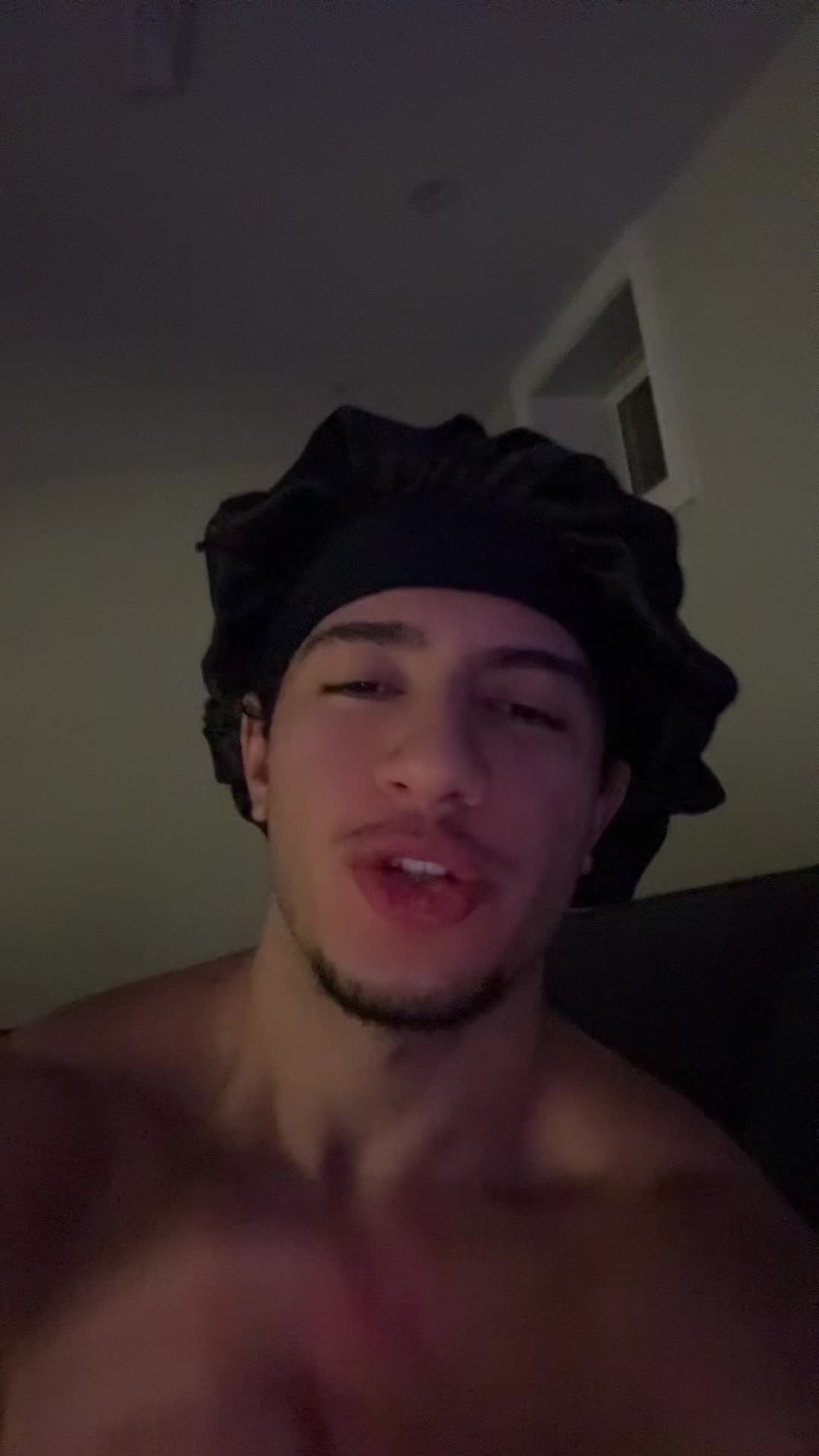 @MrHandsome
