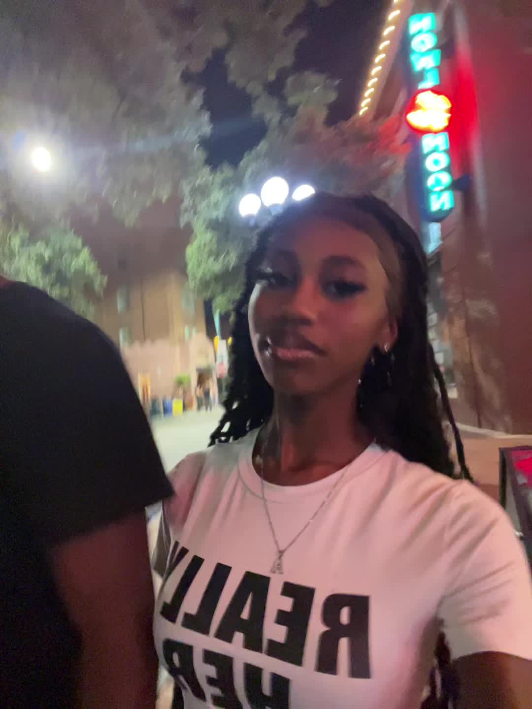 @mari