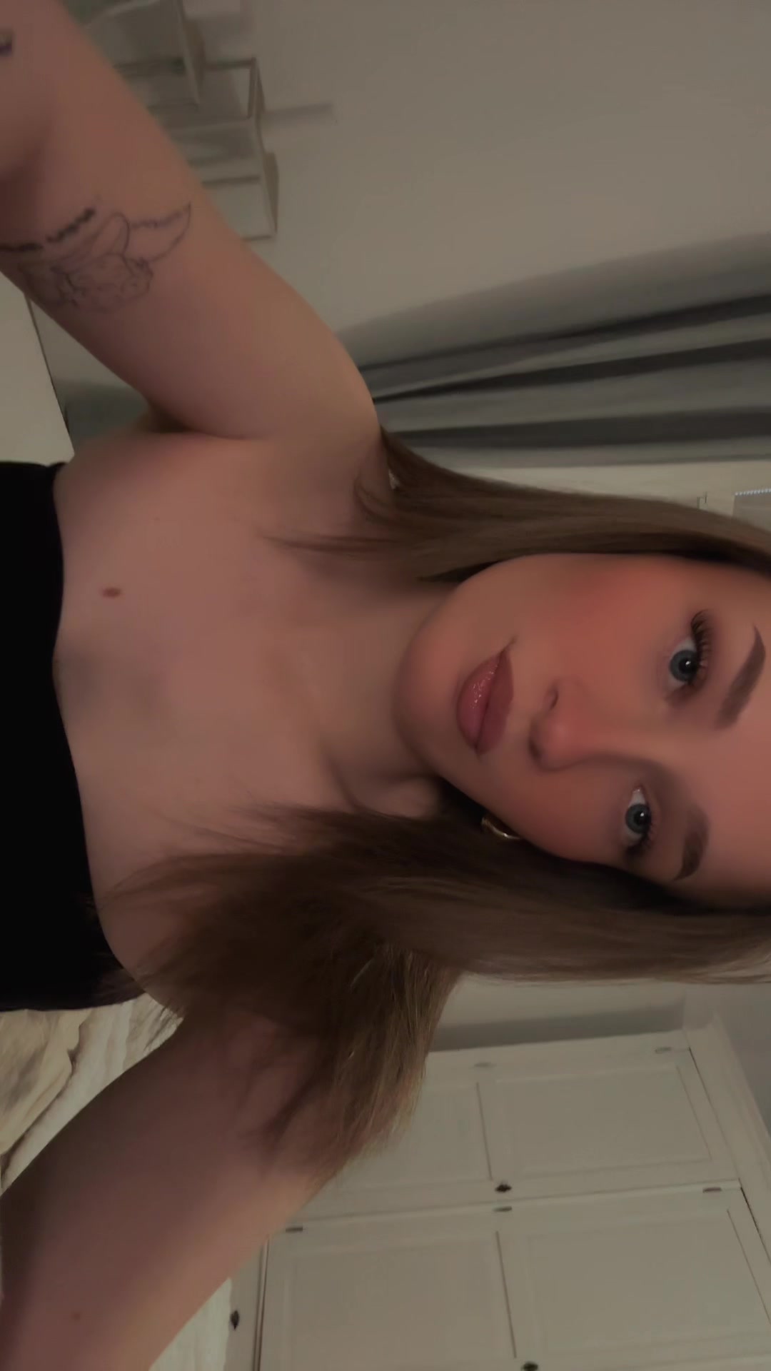 @Lizzz.hkr