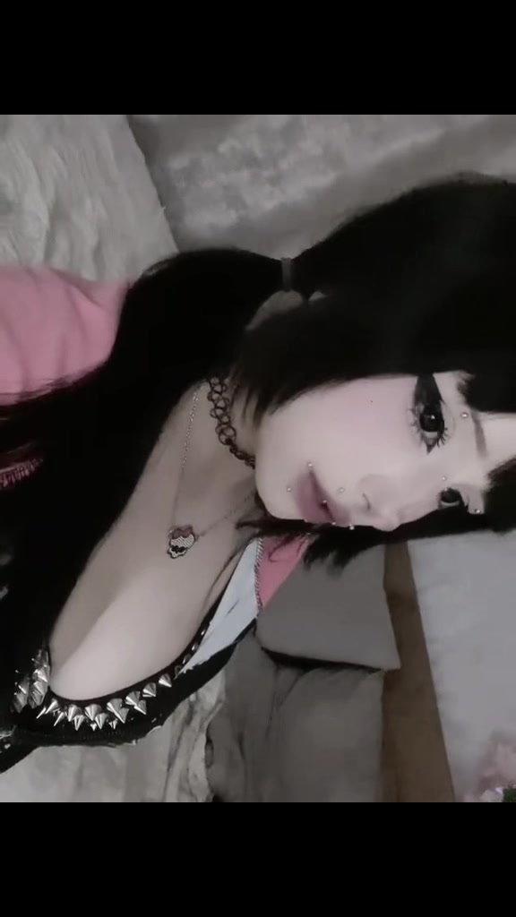 @^,…,^