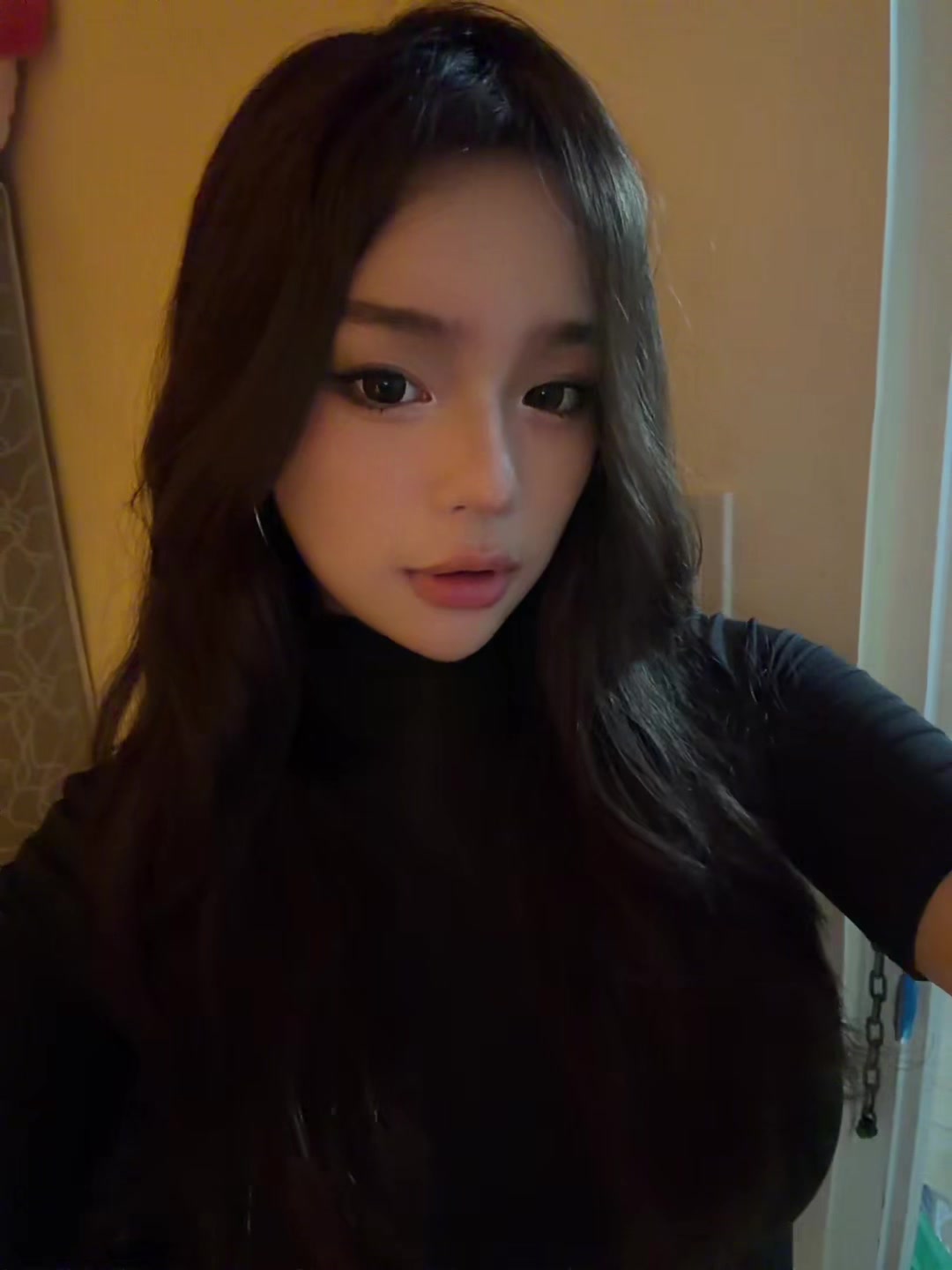 @𝘭𝘪𝘯𝘻𝘪