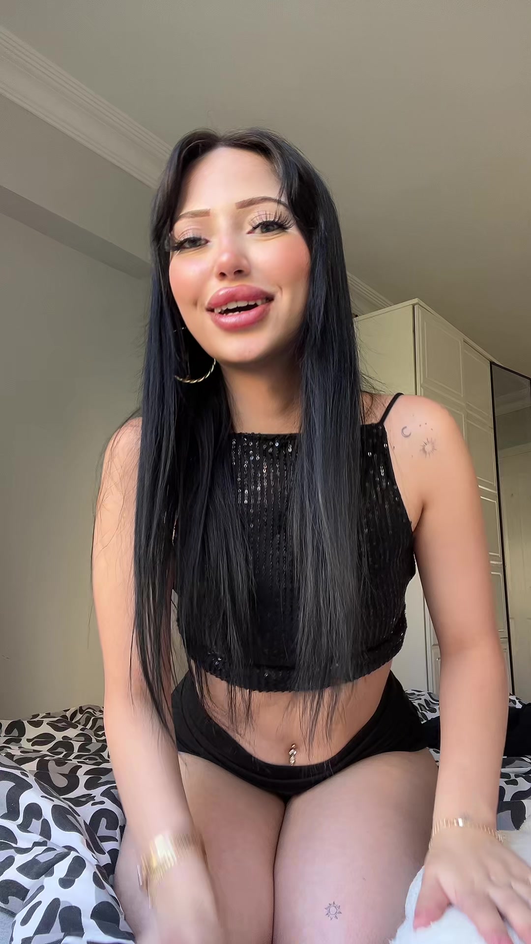 @latina