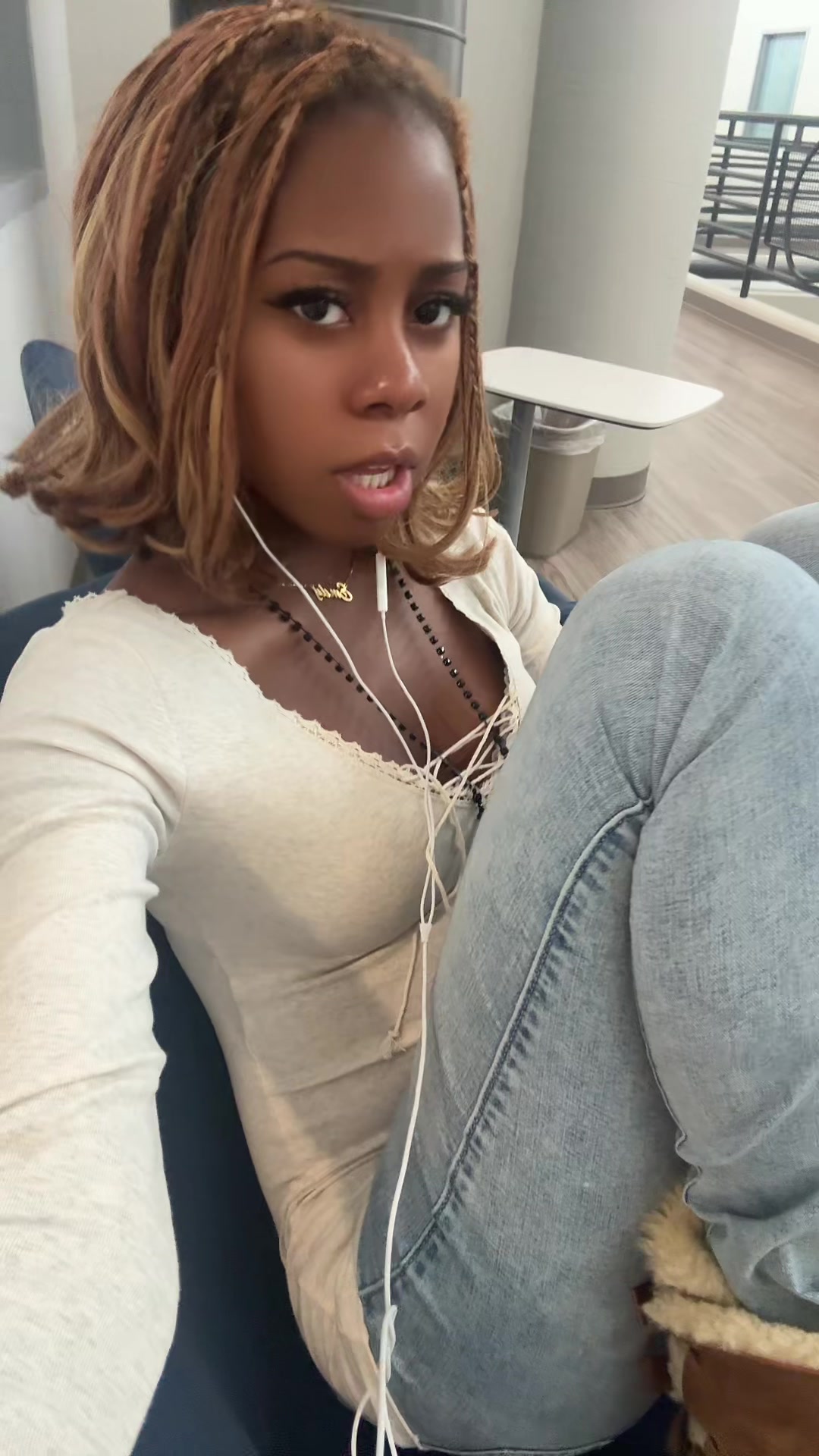 @Dollface