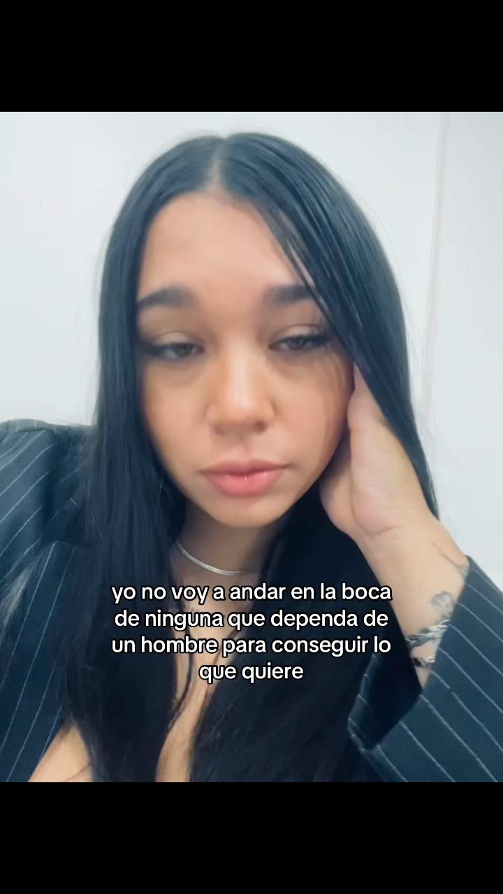 @VALENTINA💋