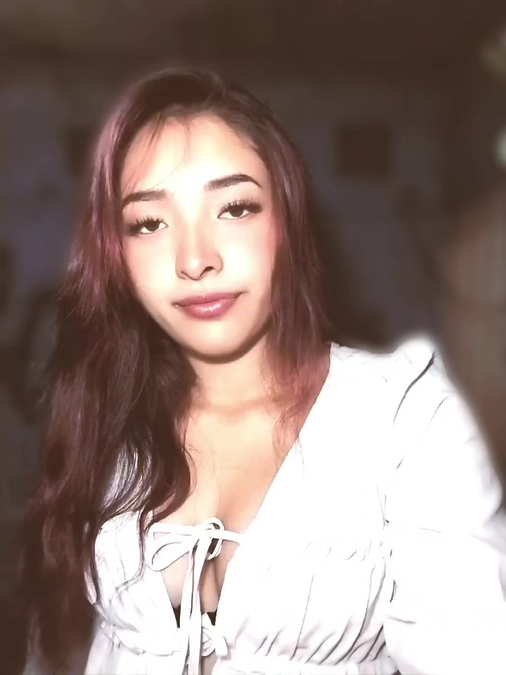 @𝓔𝓵𝓲_𝓒𝓪𝓼𝓽𝓲𝓵𝓵𝓸🎀
