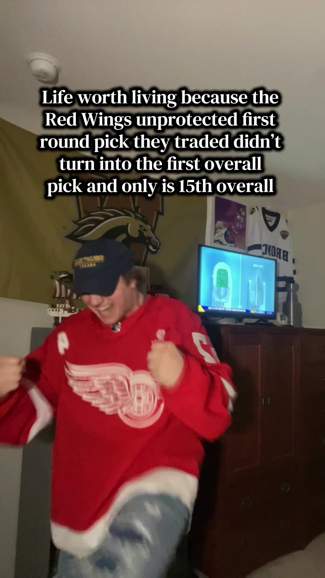 @ThatWingsfan97