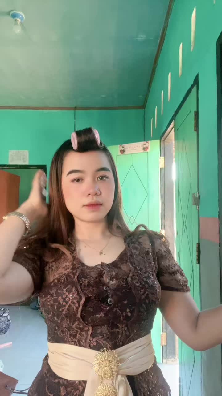 @holapiw 💋