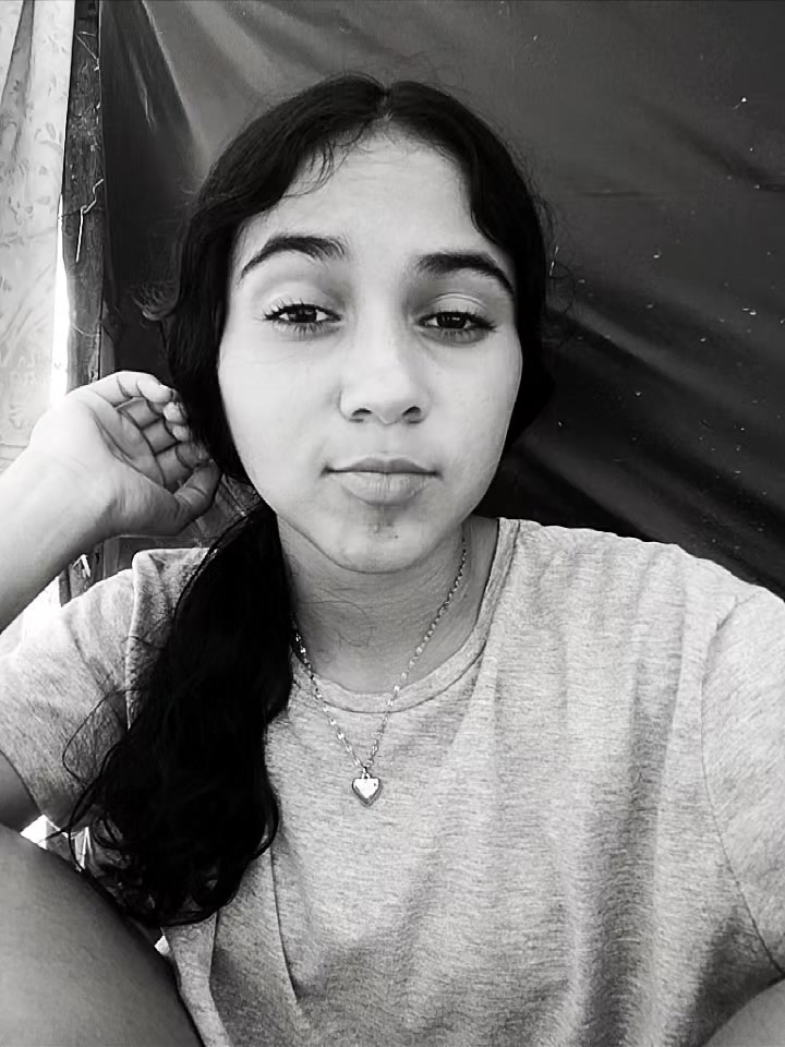 @Yeni 🎀