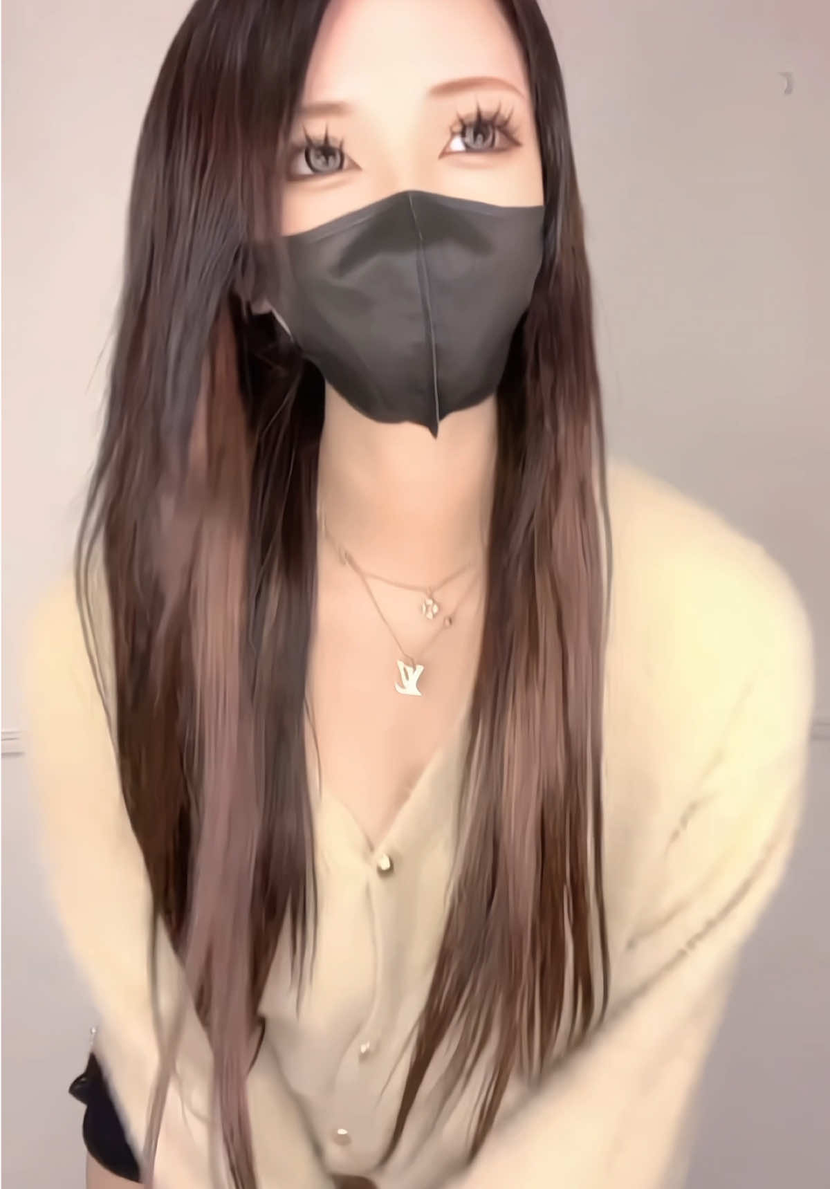 @🎭𝑯𝒊𝒏𝒂🐣🐱