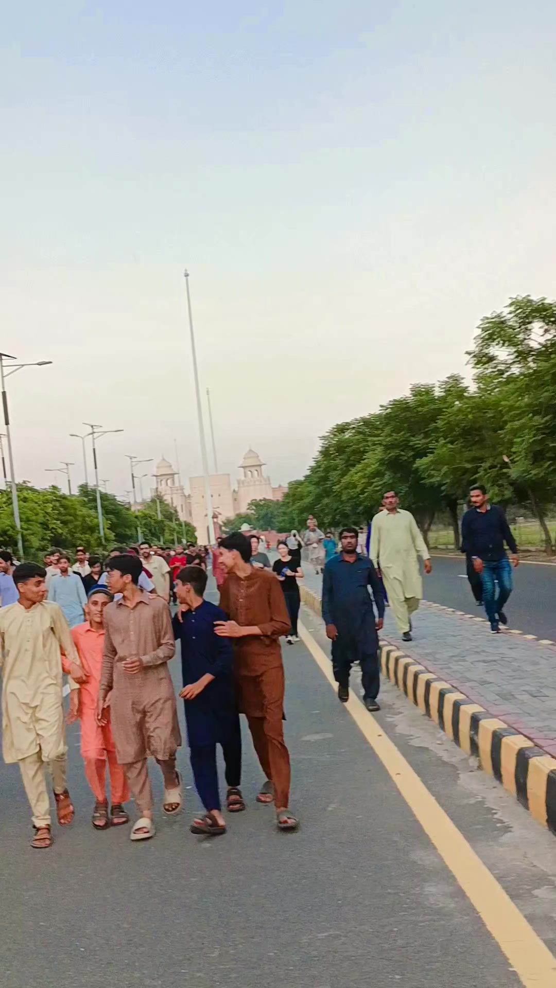 @RAJA SINDHI❤️