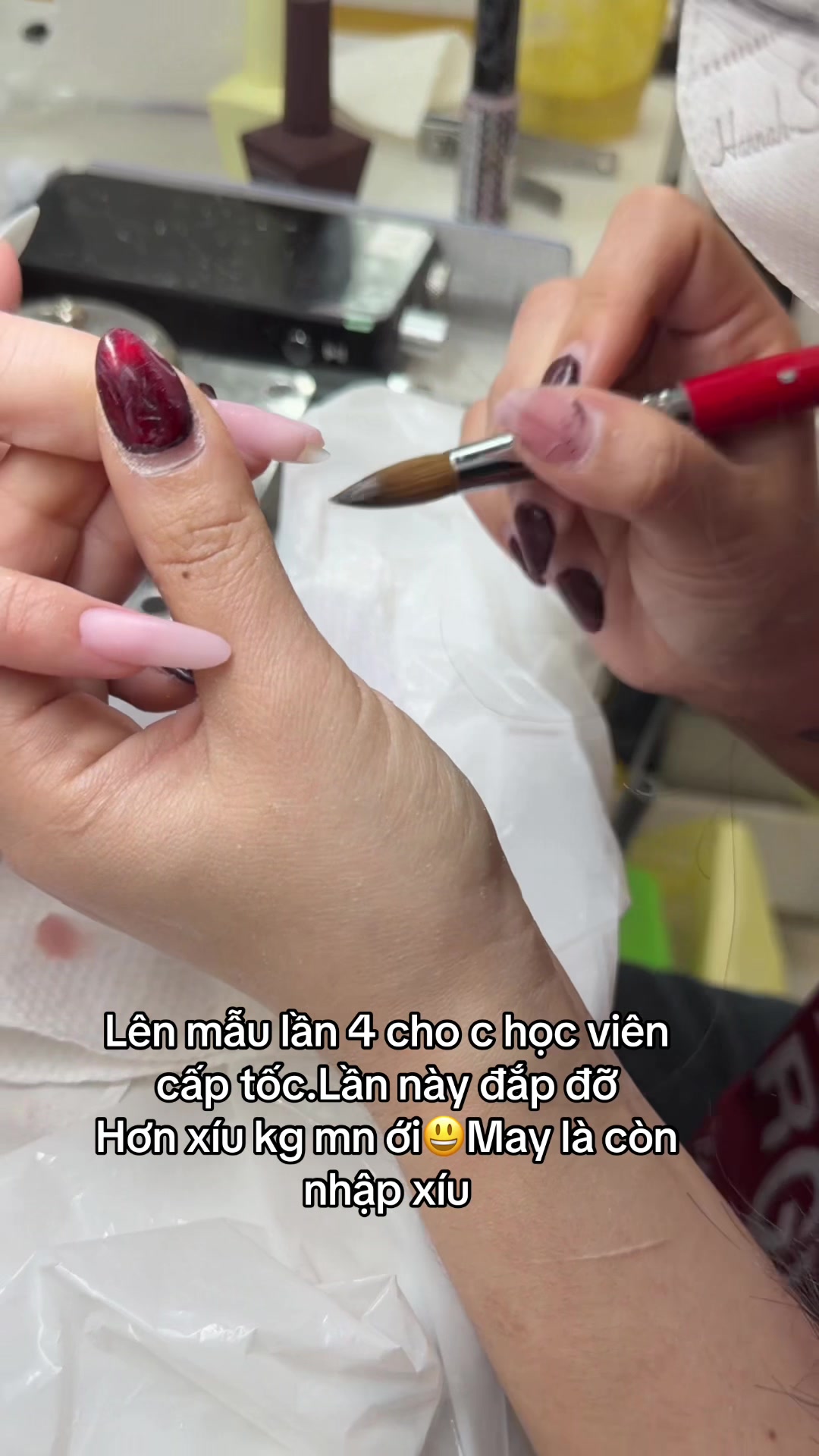 @KimmieNails🇻🇳♥️🇨🇦Tấu Hài😜