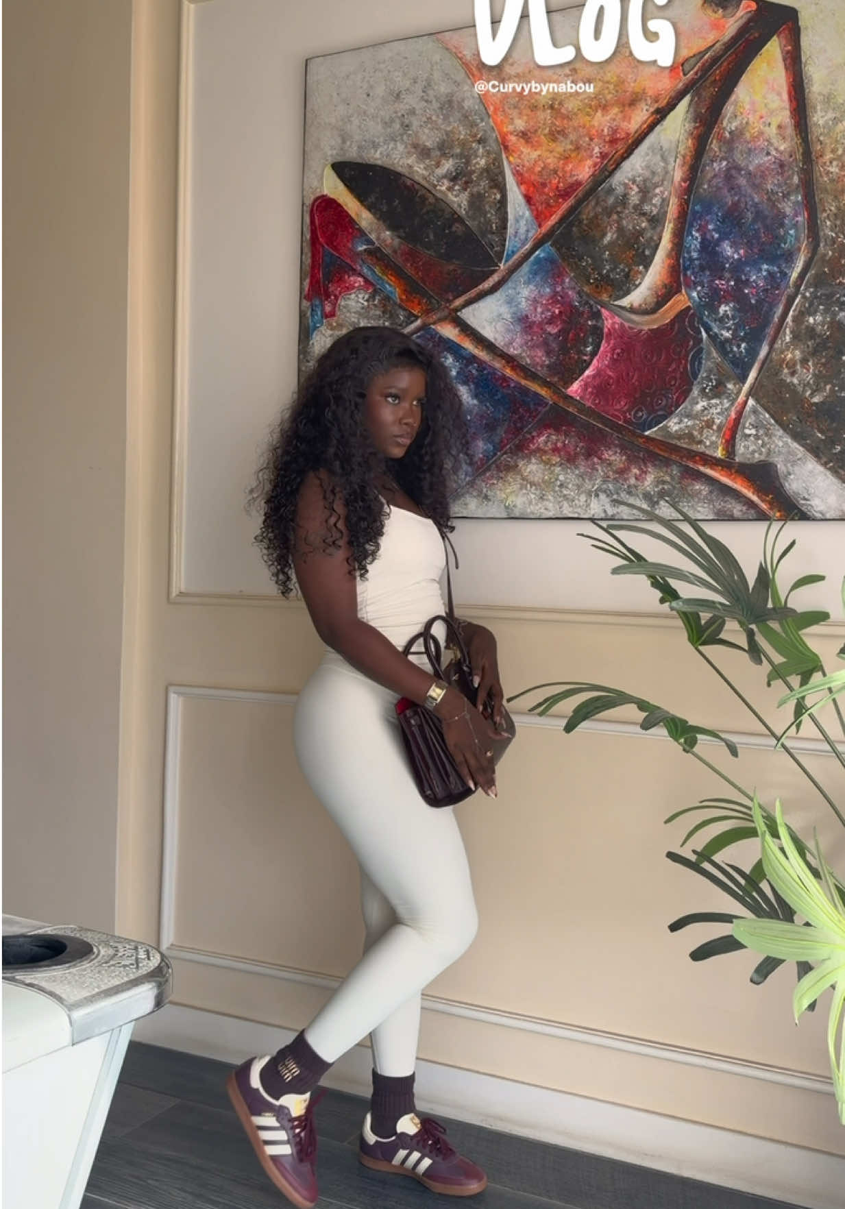 @Curvybynabou🛍️🇨🇳🇬🇲🎀