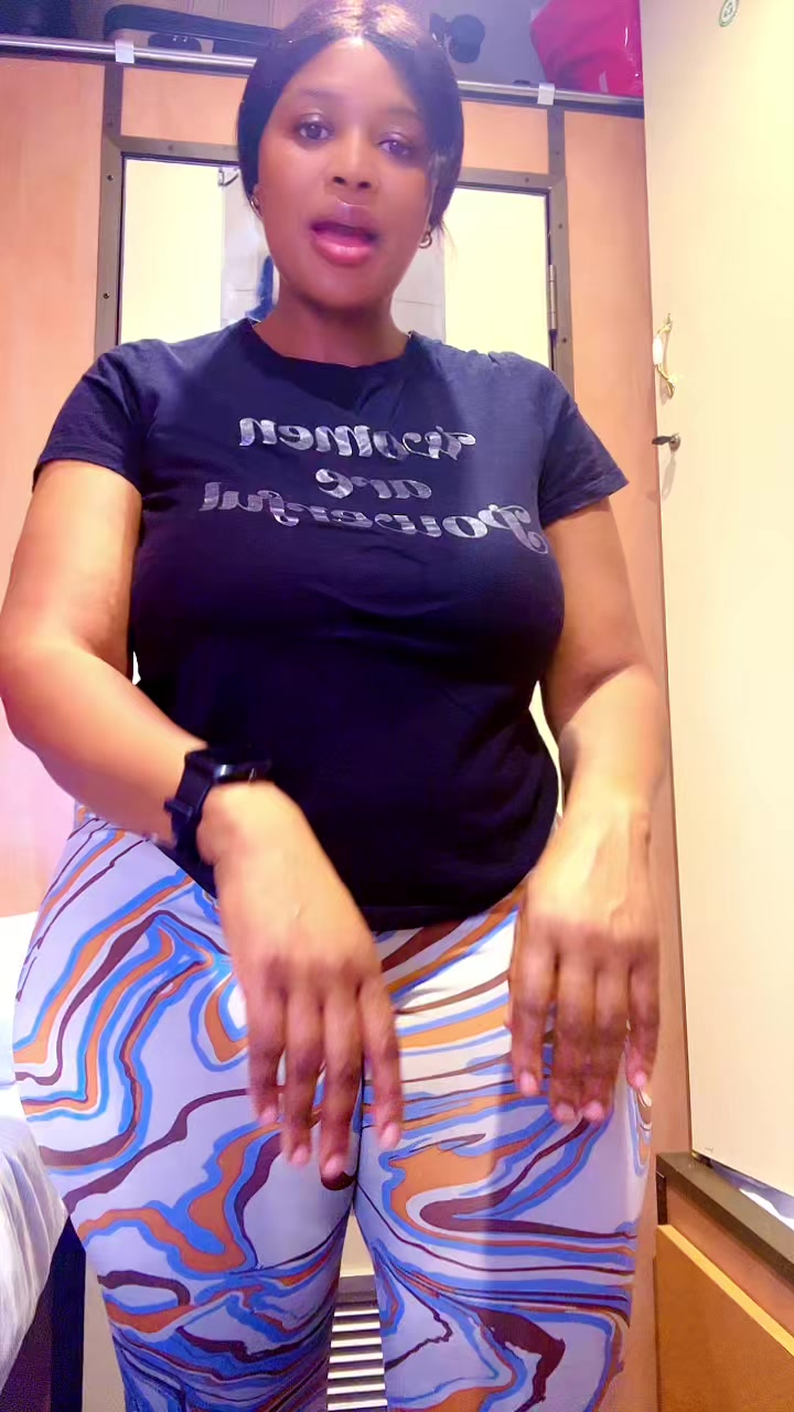 @rachelg