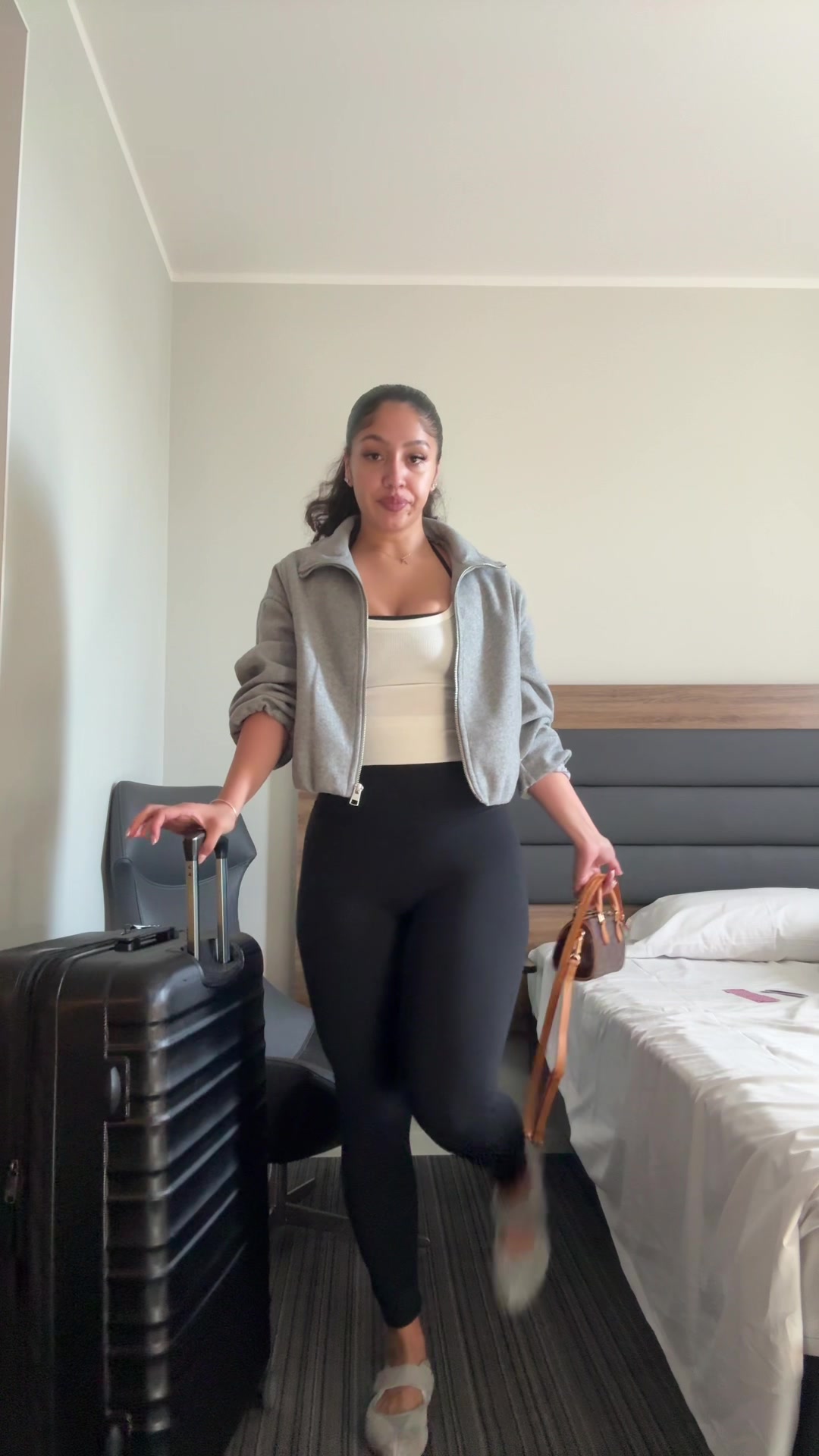 @Lala