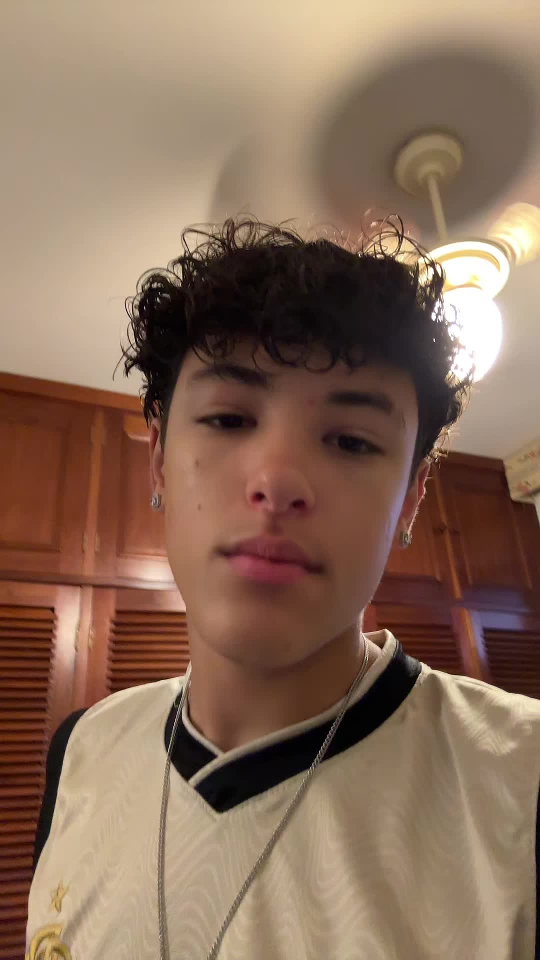 @namevic16