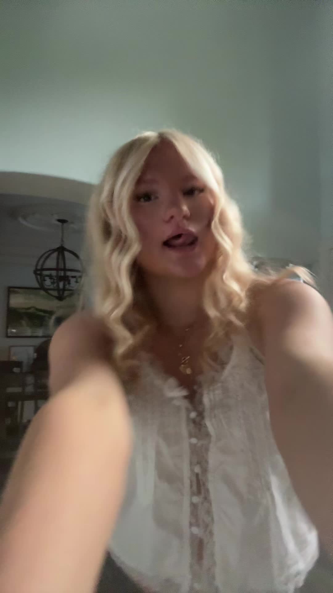 @lauren