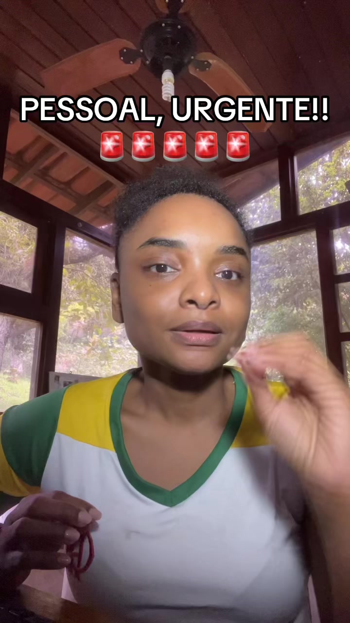 @Esthela