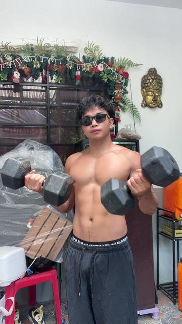 @joelmuscle