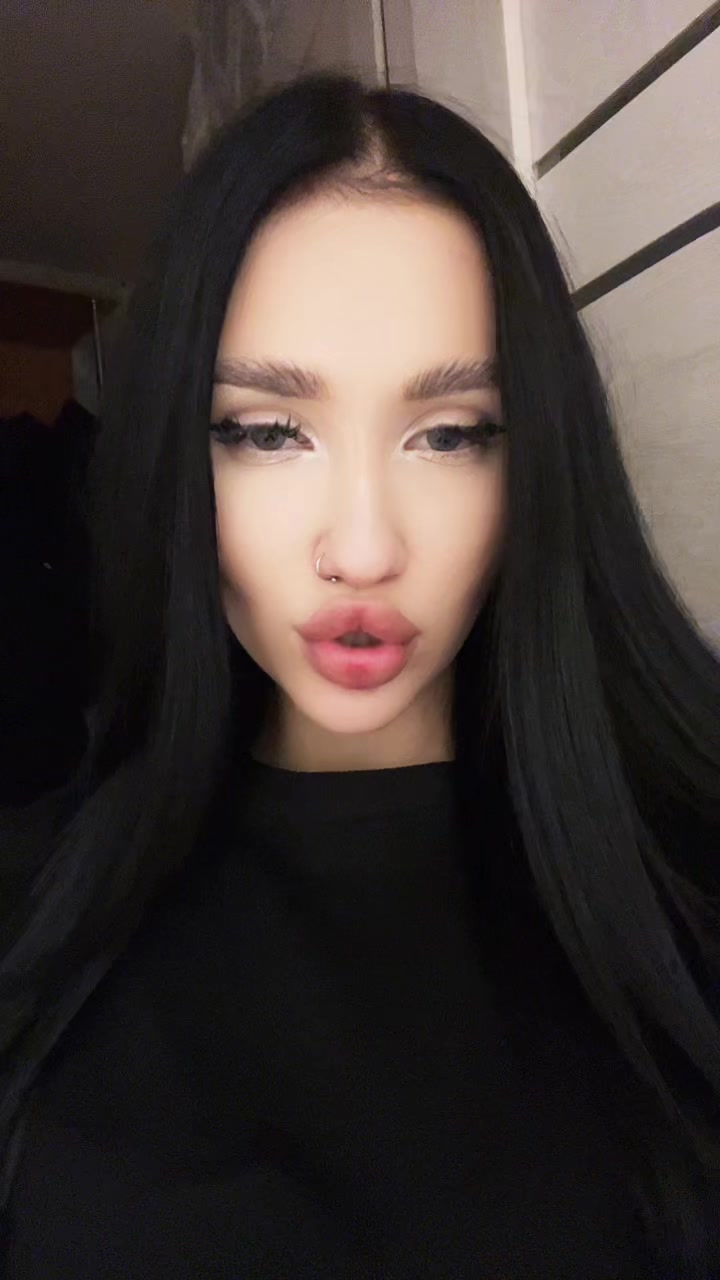 @Кошка