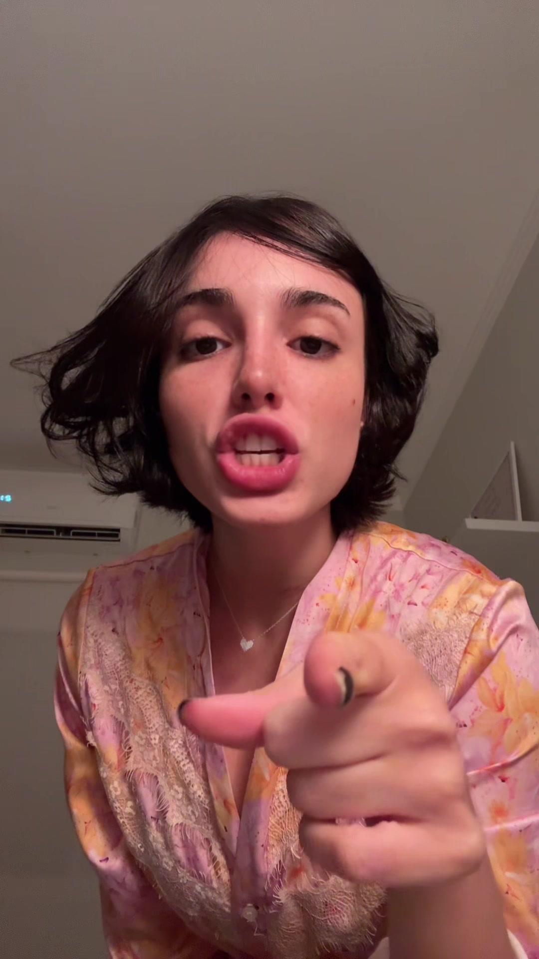 @MM