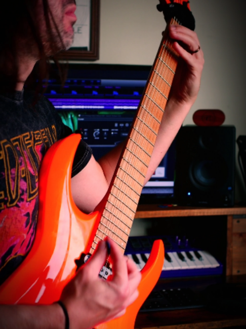 @Taylor Aguirre | Guitarist ஃ