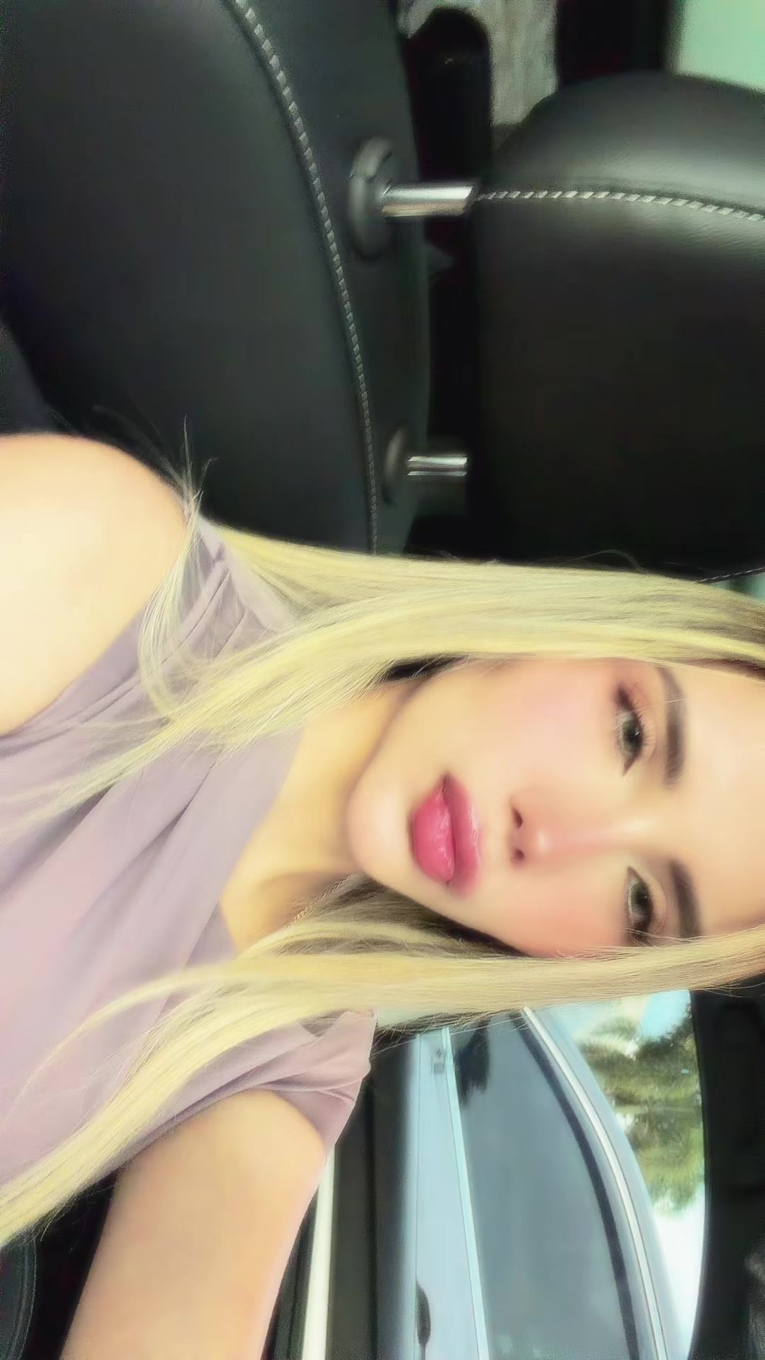 @Loreana Reyes 🦋